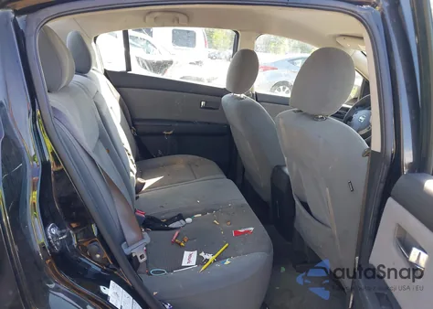 2011 Nissan Sentra 2.0S z USA, uszkodzony, nr VIN 3N1AB6AP7BL637750